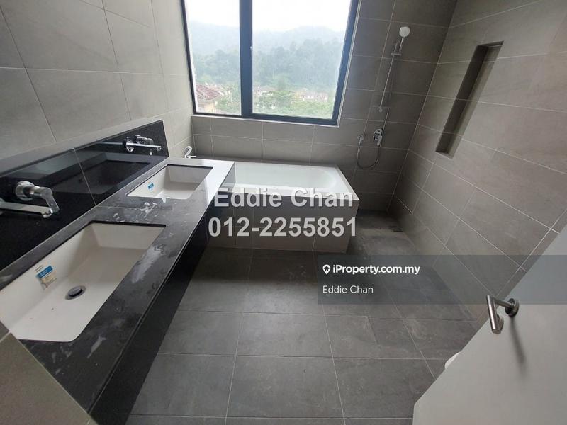 4.5-storey Terraced House for Sale in Kelab Ukay Residence, Ampang by Eddie Chan - iProperty.com.my