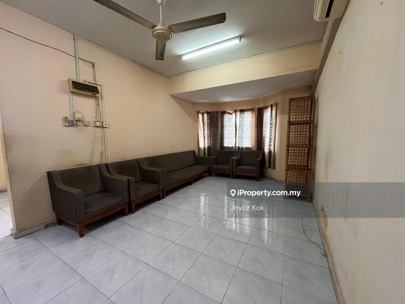 Rumah Teres 2-Tingkat untuk Dijual di Usj 11, Subang Jaya oleh Joyce Kok - iProperty.com.my