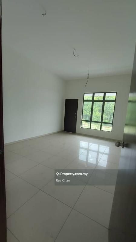 Rumah Berkembar untuk Dijual di Taman Seri Tanjong Gelam, Tanjong Kling oleh Rea Chan - iProperty.com.my