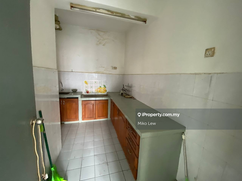 For Sale - Garden Park