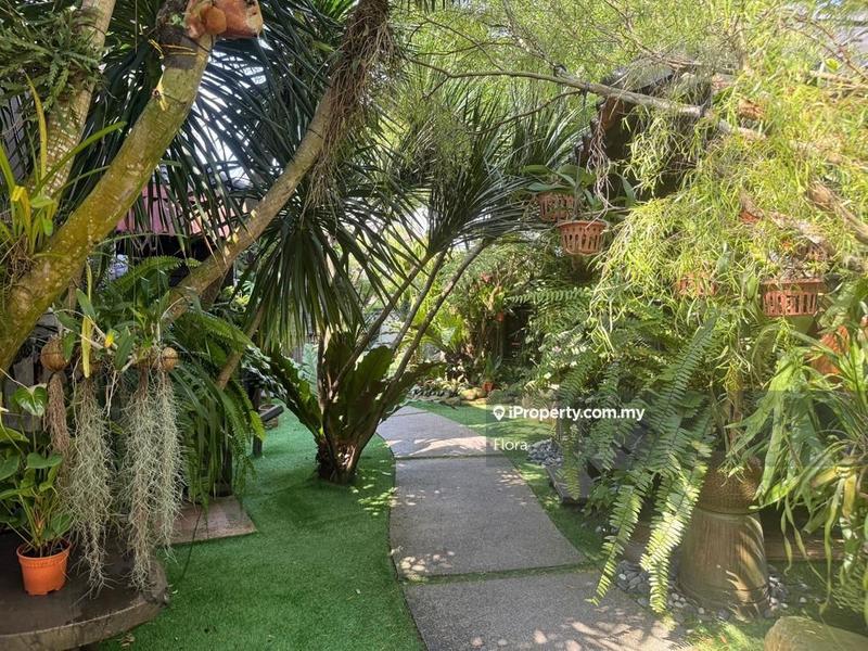 Semi-Detached House for Sale in Hijauan Residence, Ulu Langat by Flora - iProperty.com.my