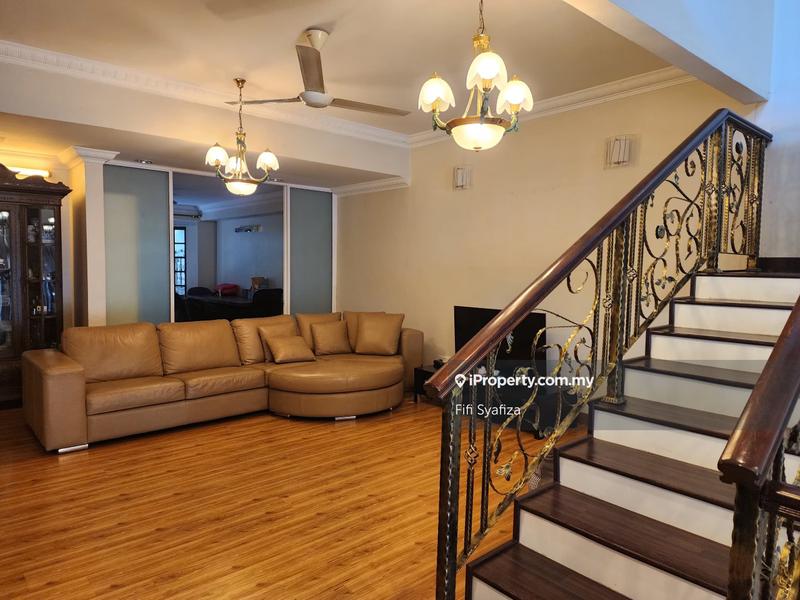 Rumah Berkembar untuk Dijual di Kelana Jaya, Petaling Jaya oleh Fifi Syafiza - iProperty.com.my