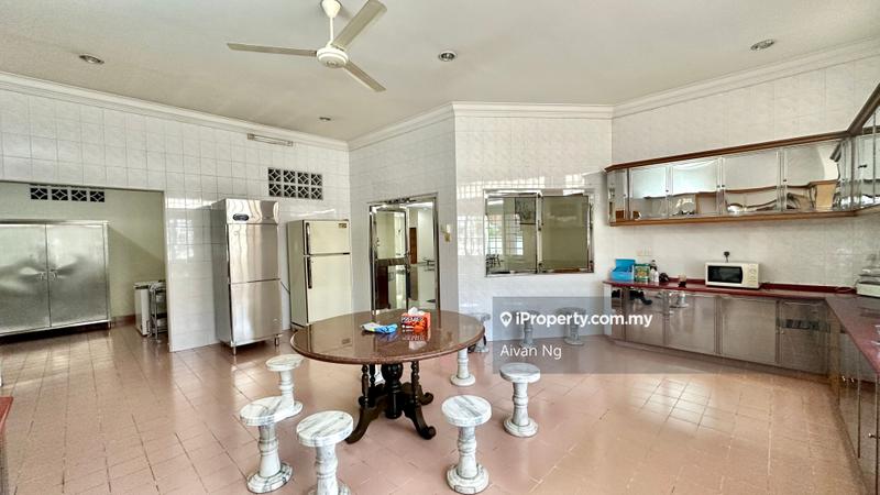 Bungalow House untuk Dijual di Taman Bukit Pantai, Bangsar oleh Aivan Ng - iProperty.com.my