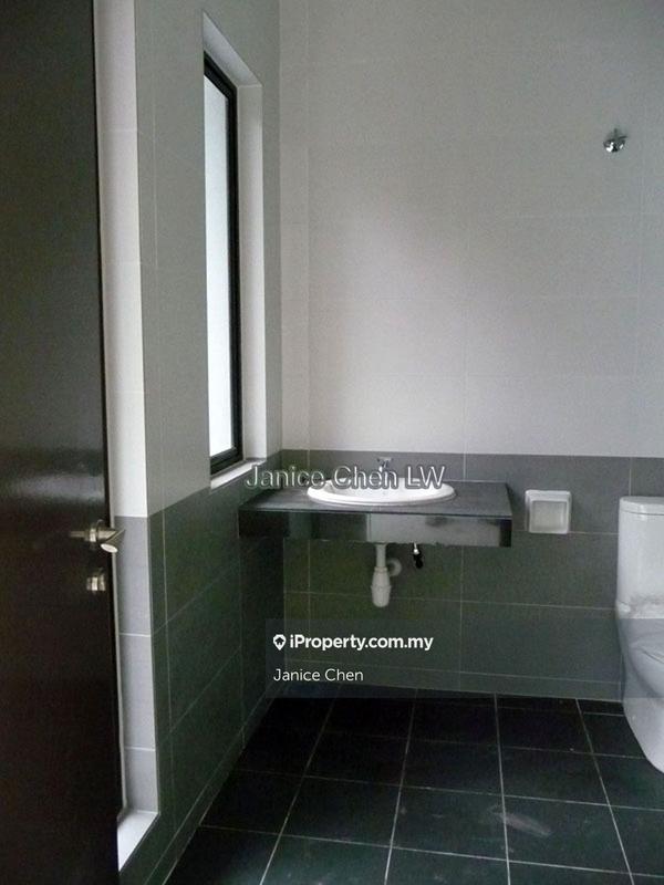 Rumah Berangkai 2.5 Tingkat untuk Disewa di Kinrara Residence, Taman Damai Utama, Puchong, Bandar Kinrara oleh Janice Chen - iProperty.com.my