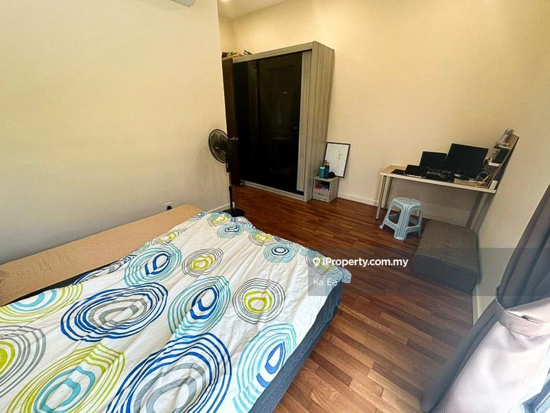 Rumah Berkembar untuk Dijual di Hemingway Residences Bandar Seri Coalfields, Sungai Buloh oleh Ka Ee - iProperty.com.my