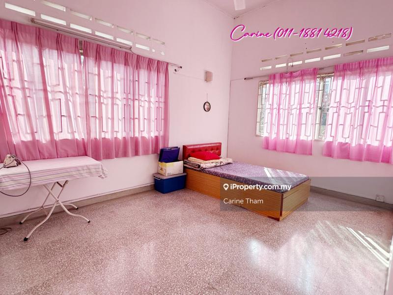 Bungalow House for Sale in Taman Bukit Blossom, Seremban by Carine  Tham - iProperty.com.my