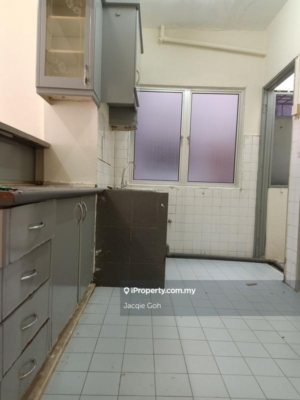 Pangsapuri untuk Dijual di Teratai Mewah Apartment Block 15,17,19,21 oleh Jacqie Goh - iProperty.com.my