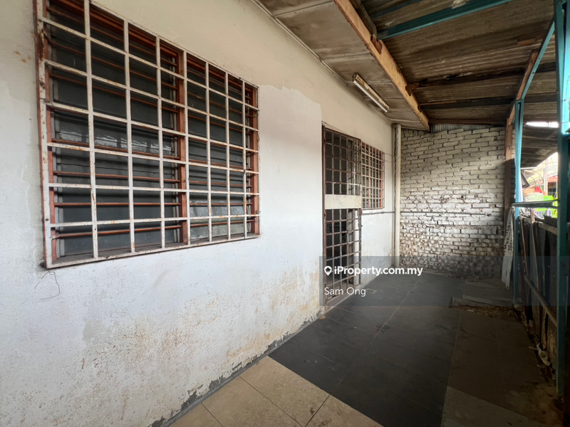 Rumah Berangkai 1 Tingkat untuk Dijual di Seri Kembangan, Selangor oleh Sam Ong - iProperty.com.my
