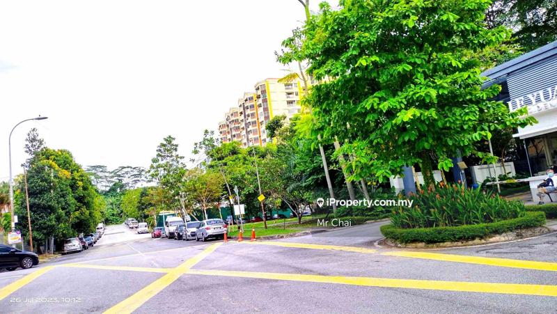 Tanah Kediaman untuk Dijual di Happy Garden,Salak South,Zoning Commercial(2.25A), Kuchai Lama oleh Mr Chai - iProperty.com.my