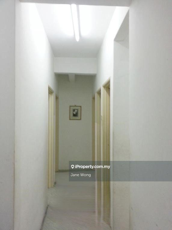 Hallway towards Bedrooms