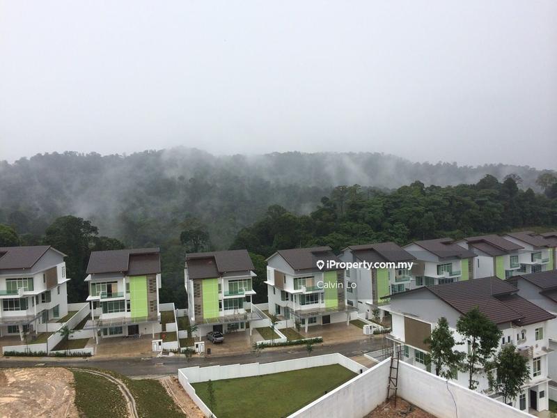 Rumah Teres 2.5-Tingkat untuk Dijual di Kinrara Residence, Puchong oleh Calvin Lo - iProperty.com.my