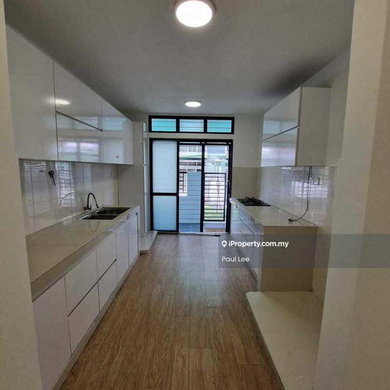 Townhouse for Sale in Bandar Bukit Puchong 2, Puchong by Paul Lee - Kitchen - iProperty.com.my