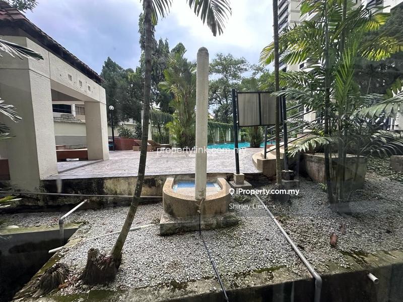 For Rent - Maxwell Towers