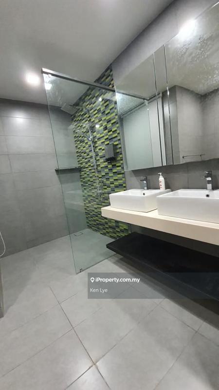 For Sale - The Leafz @ Dedaun