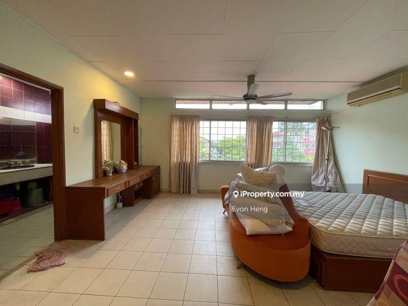 Bungalow House for Sale in Cheras, Kuala Lumpur by Evon Heng - iProperty.com.my