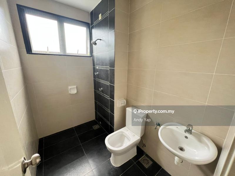 2-storey Terraced House for Sale in Lake Club, Rawang, Rawang by Andy Yap - iProperty.com.my