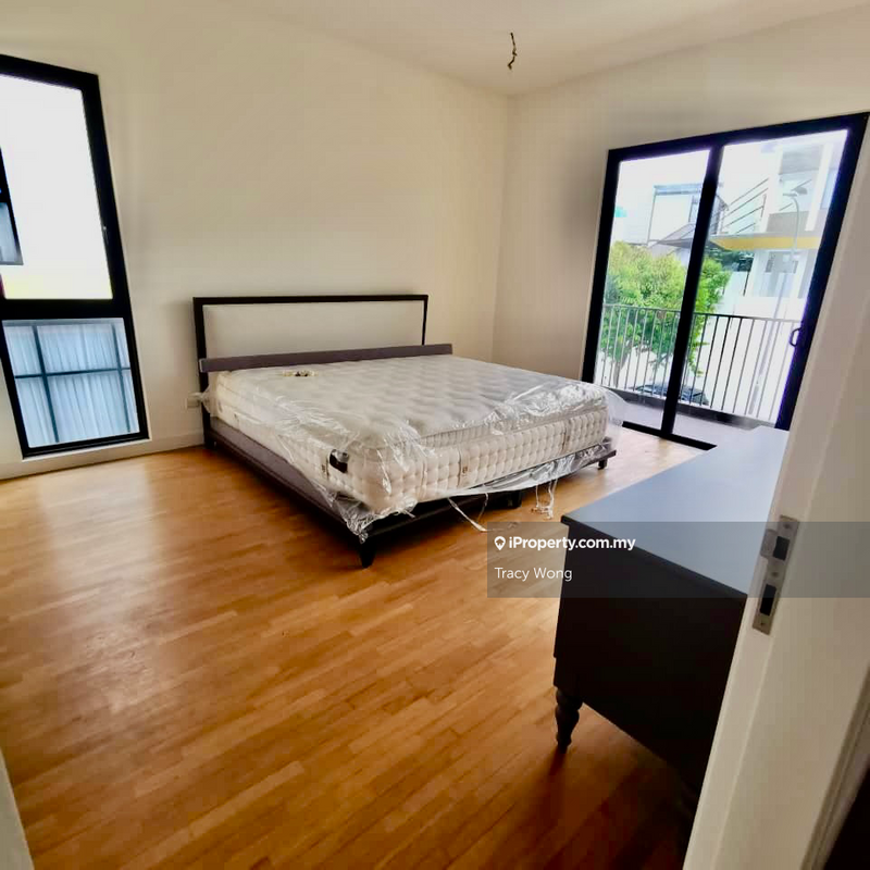 Semi-Detached House for Sale in Sungai Long, Bandar Sungai Long by Tracy Wong - iProperty.com.my