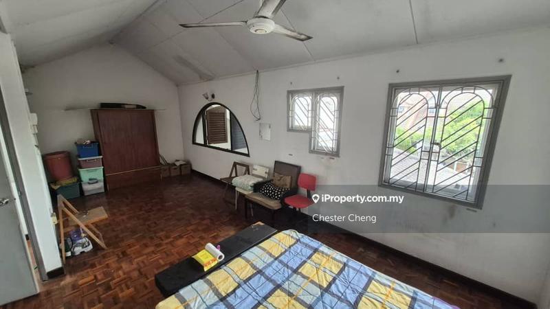 Rumah Berangkai 1.5 Tingkat untuk Dijual di 18d3y, Subang Jaya oleh Chester Cheng - iProperty.com.my