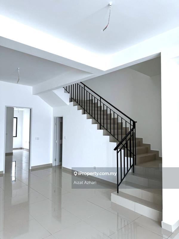 Rumah Berangkai 2 Tingkat untuk Dijual di Cyber 10, Cyberjaya oleh Aizat Azhari - iProperty.com.my