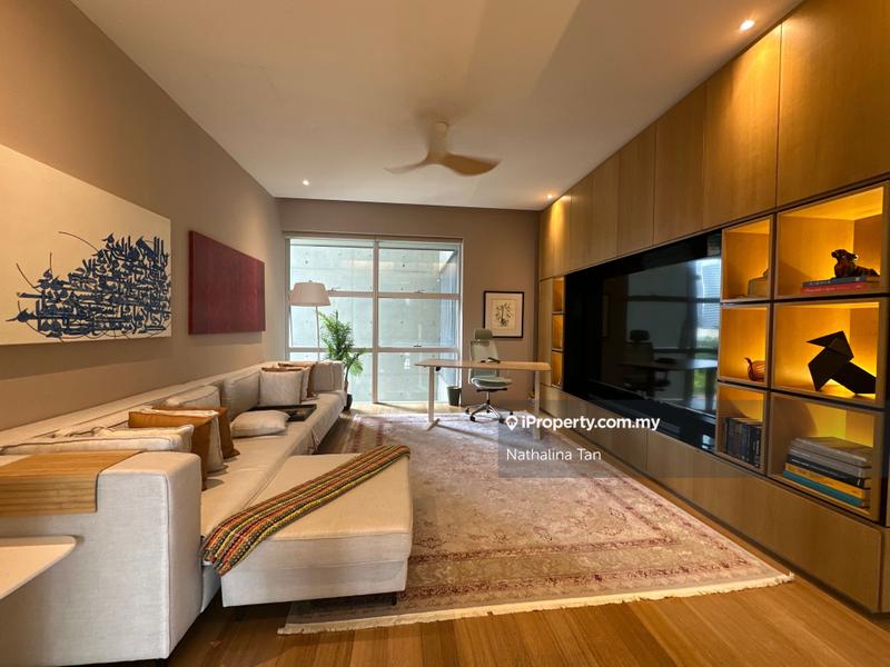 For Sale - Park Seven