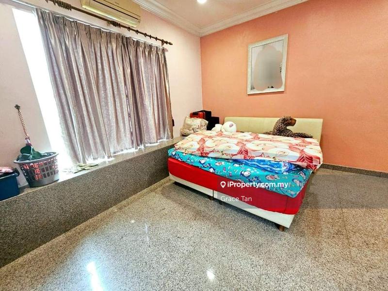 Bungalow House untuk Dijual di Taman Equine, Seri Kembangan oleh Grace Tan - iProperty.com.my