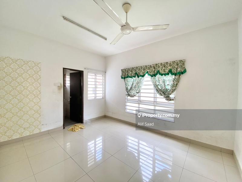 2-storey Terraced House for Sale in Puncak Bestari, Puncak Alam by Alif Saad - iProperty.com.my