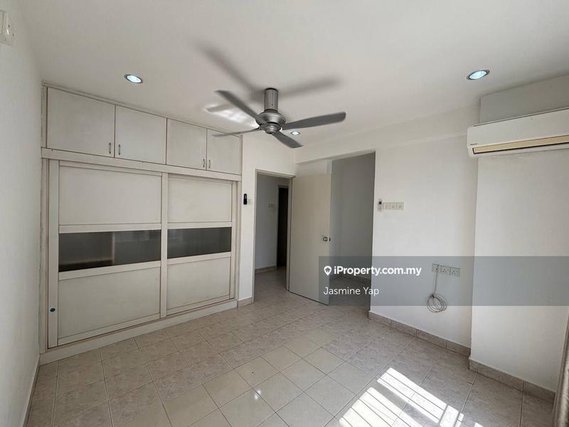 For Sale - D'Aman Ria Condominium