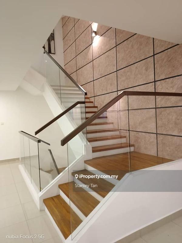 4-storey Terraced House for Rent in Tiara Residence Selayang, Batu Caves by Stanley Tan - iProperty.com.my