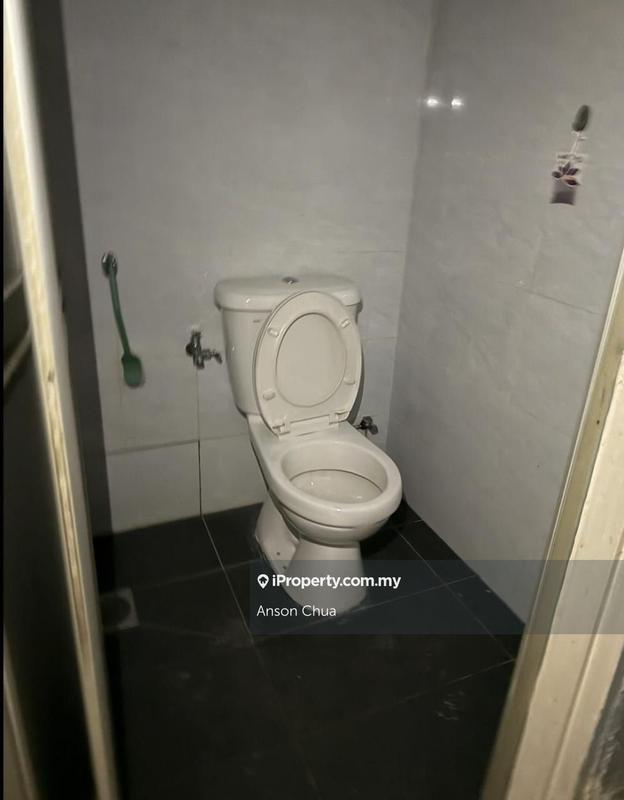 Shop / Office for Rent in Taman Molek, Johor Bahru by Anson Chua - iProperty.com.my