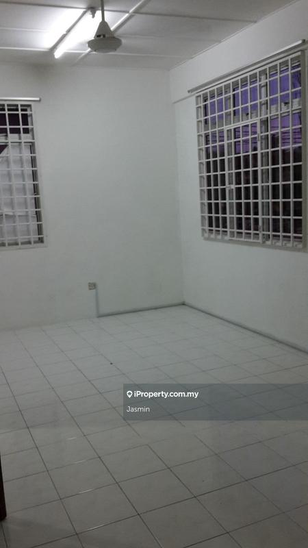 2-storey Terraced House for Sale in Taman Putri, Kulai by Jasmin - iProperty.com.my