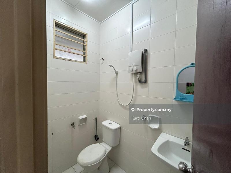 Rumah Teres 2.5-Tingkat untuk Dijual di Taman Tasik Prima, Puchong oleh Kuro Chan - iProperty.com.my