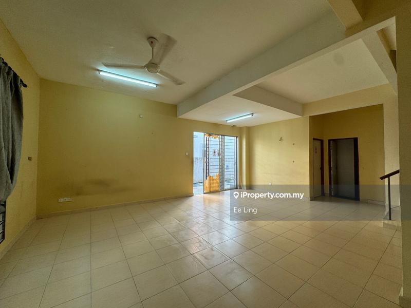 Rumah Berkembar untuk Dijual di Taman Kipark, Puchong oleh Ee Ling - iProperty.com.my
