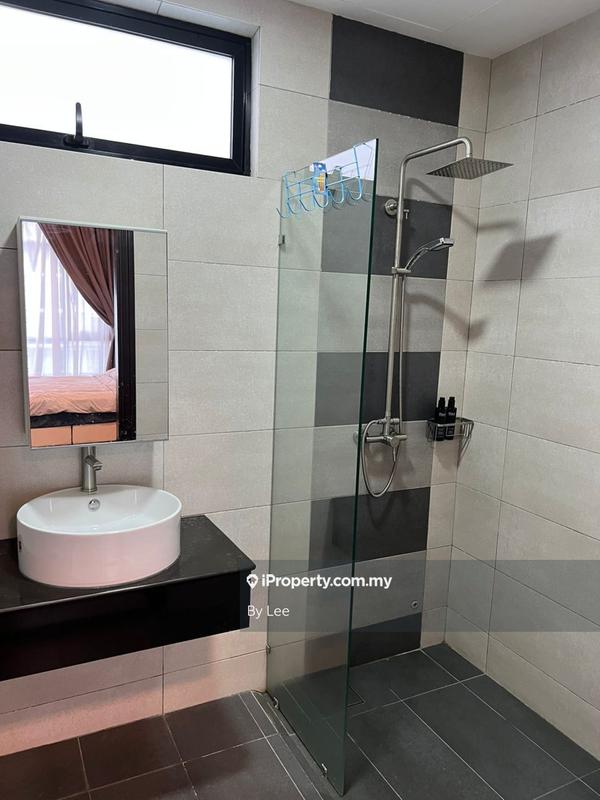 Residensi Servis untuk Disewa di Molek Regency oleh By Lee - iProperty.com.my