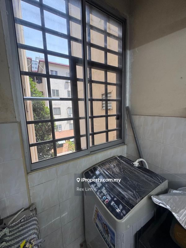 Pangsapuri untuk Dijual di Puchong Utama Court 2 oleh Rex Lim - iProperty.com.my