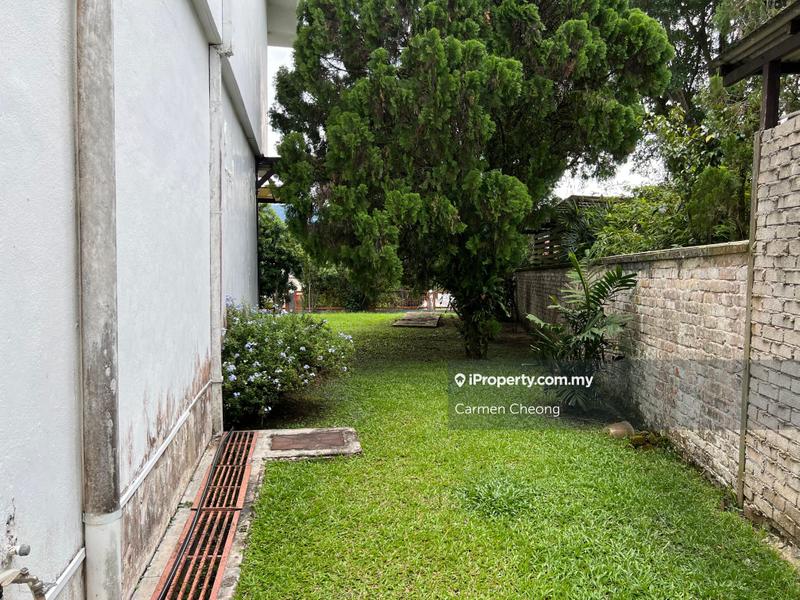 Bungalow House for Sale in Taman Ukay Heights, Ulu Kelang by Carmen Cheong - iProperty.com.my