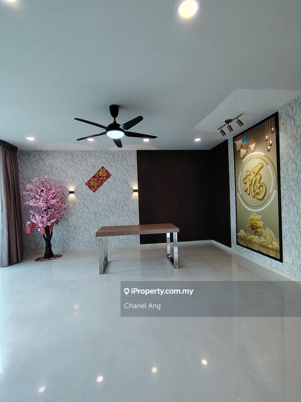 Rumah Berkembar untuk Dijual di Taman Molek, Johor Bahru oleh Chanel Ang - iProperty.com.my