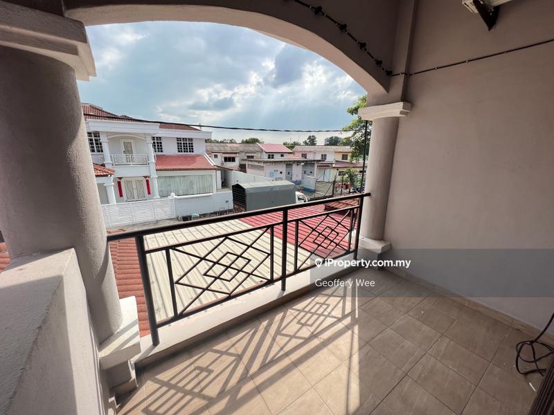 Rumah Berangkai 2 Tingkat untuk Dijual di Taman Malim Jaya, Melaka City oleh Geoffery Wee - iProperty.com.my