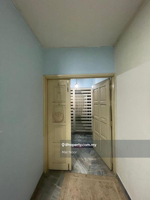 Pangsapuri untuk Dijual di Ilham Apartment oleh Mat Noor - iProperty.com.my