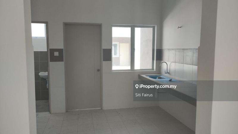 Rumah Teres 2-Tingkat untuk Dijual di Manjung, Sitiawan oleh Siti Fairus - iProperty.com.my