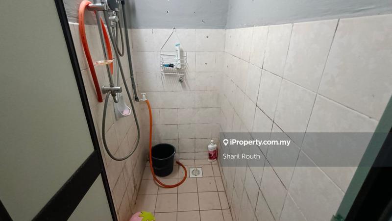 Apartment for Sale in Pangsapuri Putra Raya by Sharil Routh - iProperty.com.my