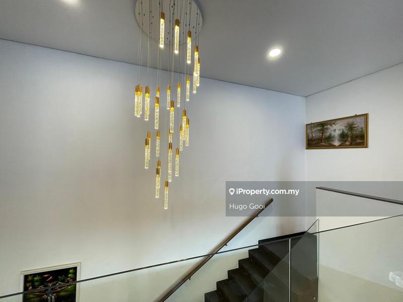 Bungalow House for Sale in Bluwater Estate, The Mines Resort City, Gita Bayu, Seri Kembangan by Hugo Gooi - iProperty.com.my