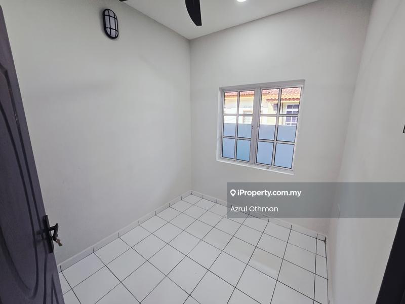 Rumah Teres 1-Tingkat untuk Dijual di Taman Intan Perdana, Port Dickson oleh Azrul Othman - Interior - iProperty.com.my