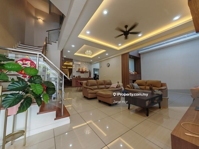 3-storey Terraced House for Sale in 16 Sierra, Puchong by Jane Hor - iProperty.com.my