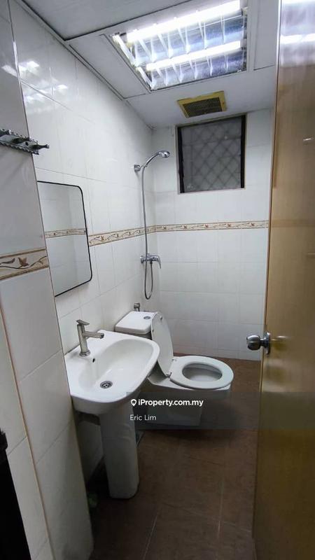 Rumah Berangkai 2 Tingkat untuk Disewa di Damansara Jaya, Petaling Jaya oleh Eric Lim - iProperty.com.my