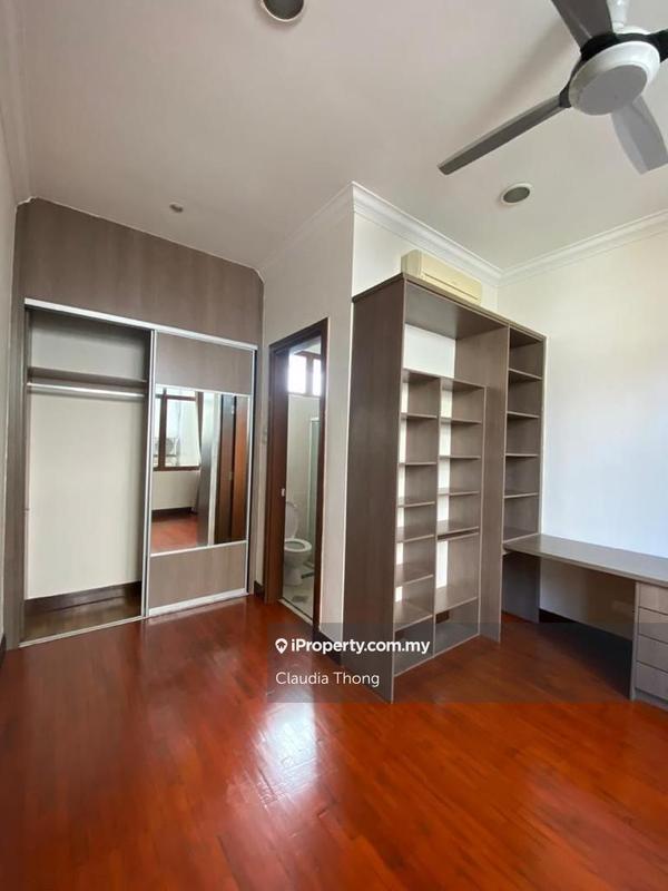 Rumah Berkembar untuk Dijual di 2uj8d, Batu oleh Claudia Thong - iProperty.com.my