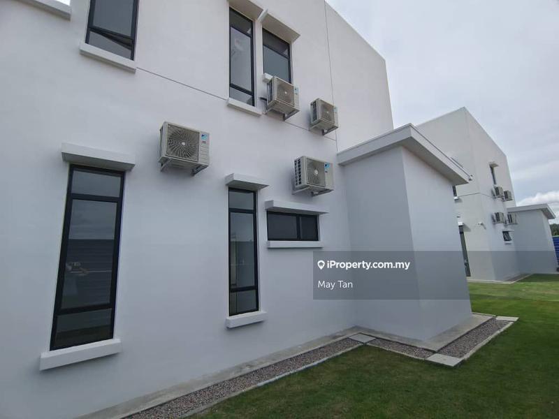 Rumah Berkembar untuk Dijual di Taman Akasia, Kluang oleh May Tan - iProperty.com.my