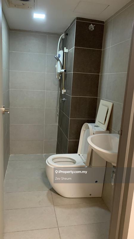 Kediaman Servis untuk Dijual di Pinnacle Petaling Jaya oleh Zev Sheum - iProperty.com.my