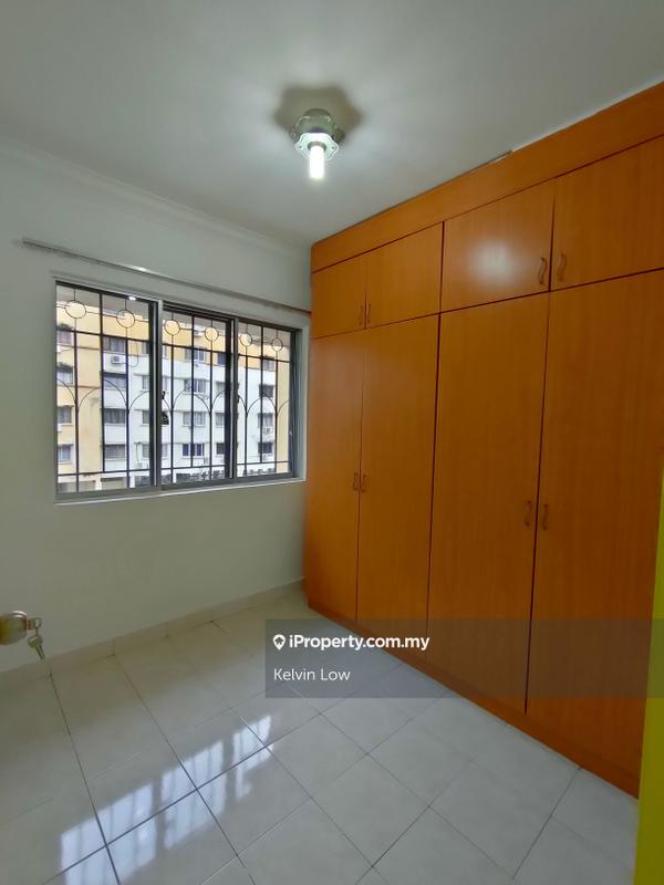 Pangsapuri untuk Dijual di Pangsapuri Carlina oleh Kelvin Low - iProperty.com.my