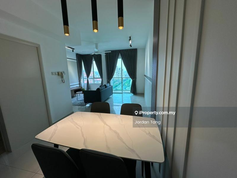 Kediaman Servis untuk Disewa di Solaris Dutamas oleh Jordan Tang - Living Room - iProperty.com.my