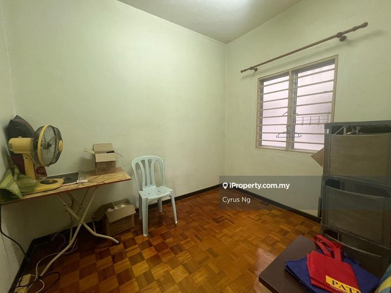 Condominium for Sale in Rose Vista by Cyrus Ng - iProperty.com.my